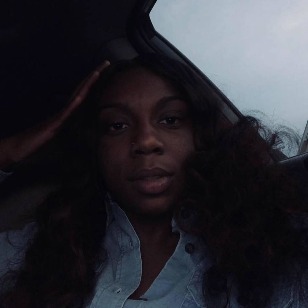 Meet your Posher, Laysia